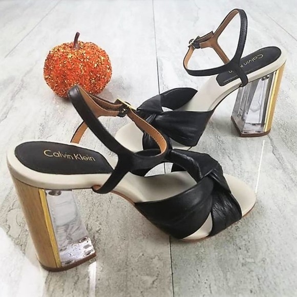 Calvin Klein Shoes - 🌺⚡Sale⚡🌺CALVIN KLEIN DRESS SANDAL